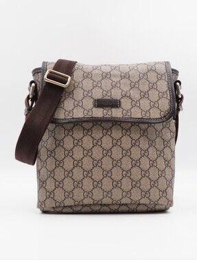 CJ08 💕 Gucci GG Supreme Coated Canvas Messenger Bag